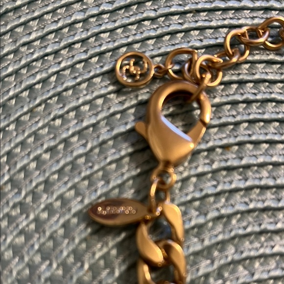 Chico’s Chinky Gold Chain Necklace - Picture 3 of 6